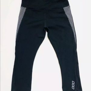 Lorna Jane Womens Crop Leggings Size S